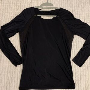 Lululemon mix and mesh open back drape black top size 4